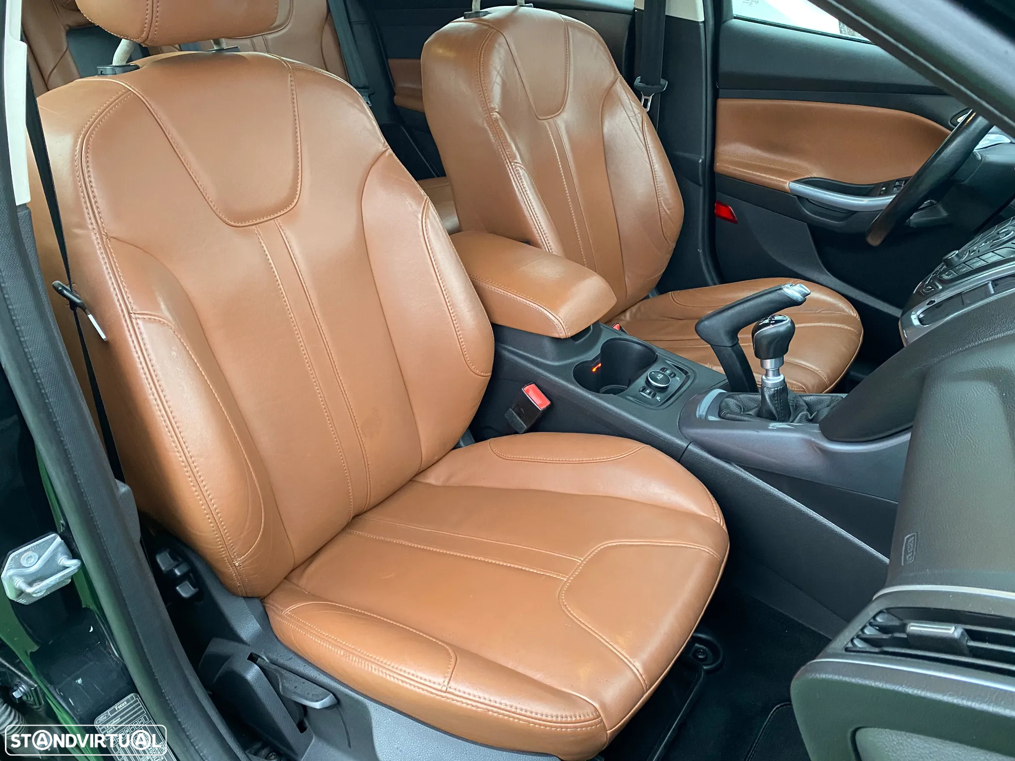 Ford Focus SW 1.0 EcoBoost S&S TITANIUM - 28