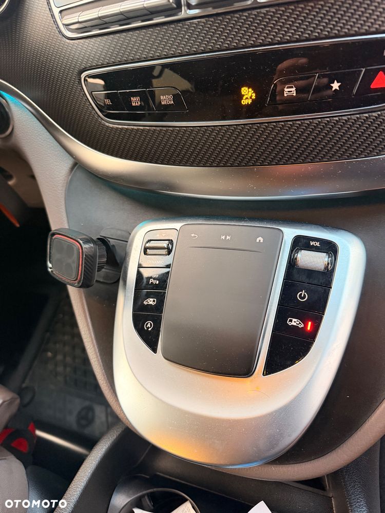 Mercedes-Benz Klasa V 300 d Extralang 9G-TRONIC Avantgarde - 10