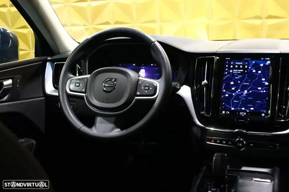 Volvo XC 60 2.0 B4 Momentum - 20