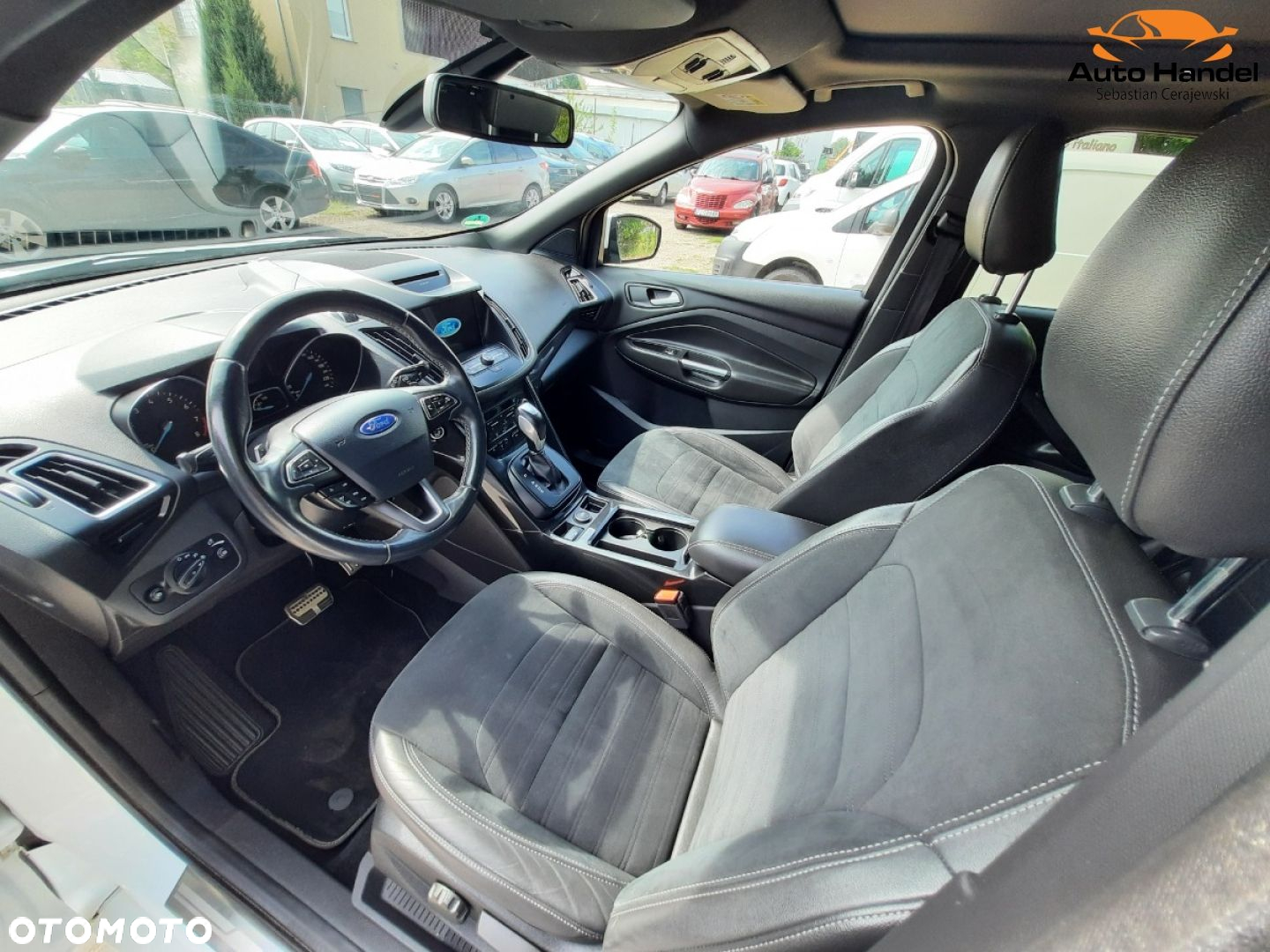 Ford Kuga 1.5 EcoBoost 4x4 Titanium - 32