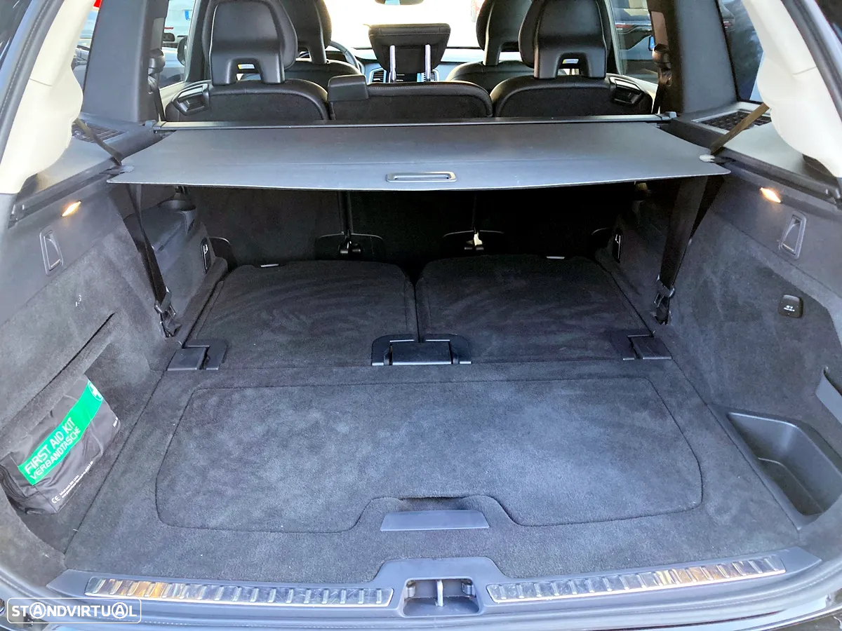 Volvo XC 90 - 28