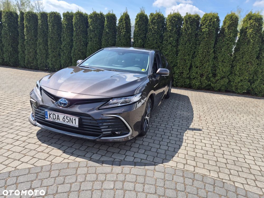 Toyota Camry 2.5 Hybrid Prestige CVT - 2