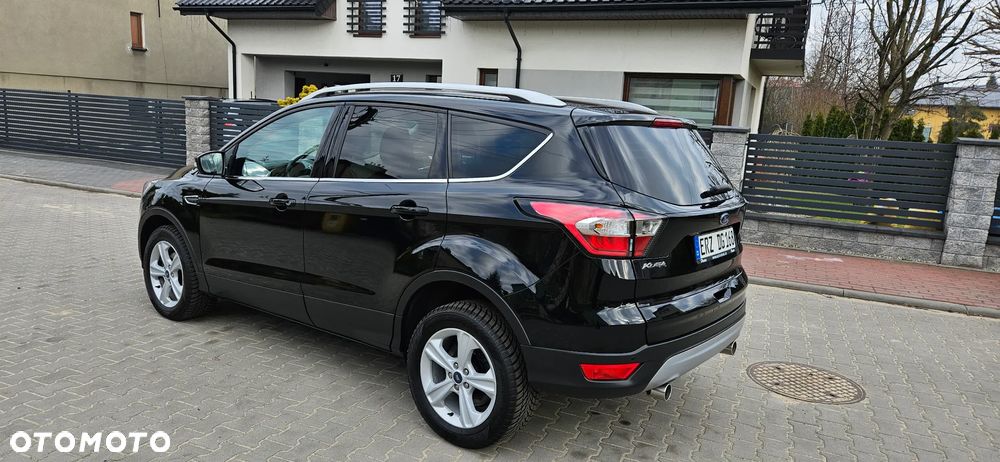 Ford Kuga 1.5 EcoBoost 2x4 Business Edition - 8