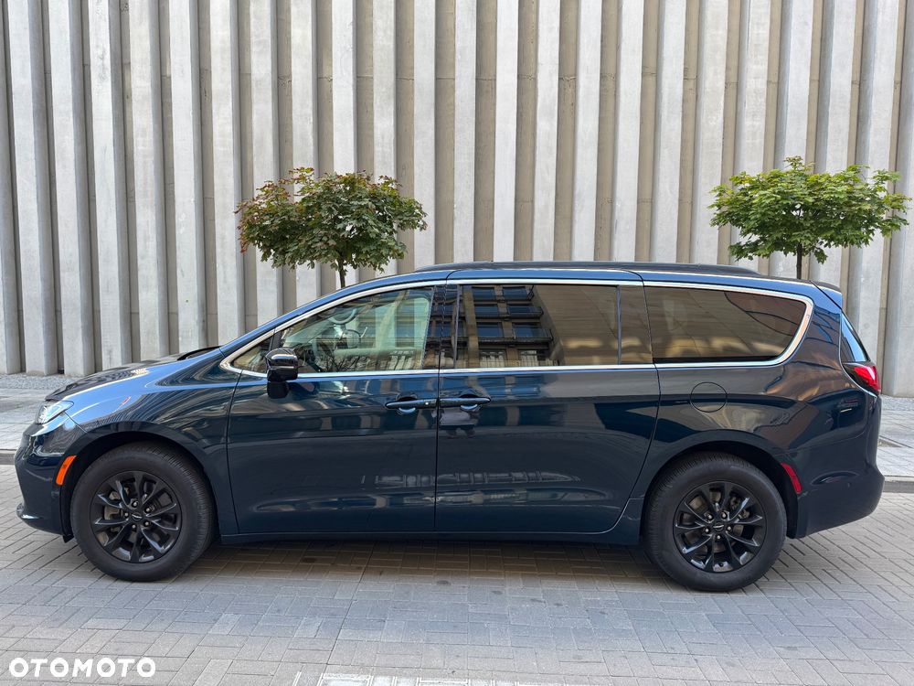 Chrysler Pacifica - 13