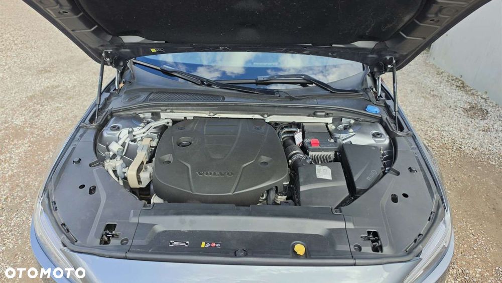 Volvo S90 - 31
