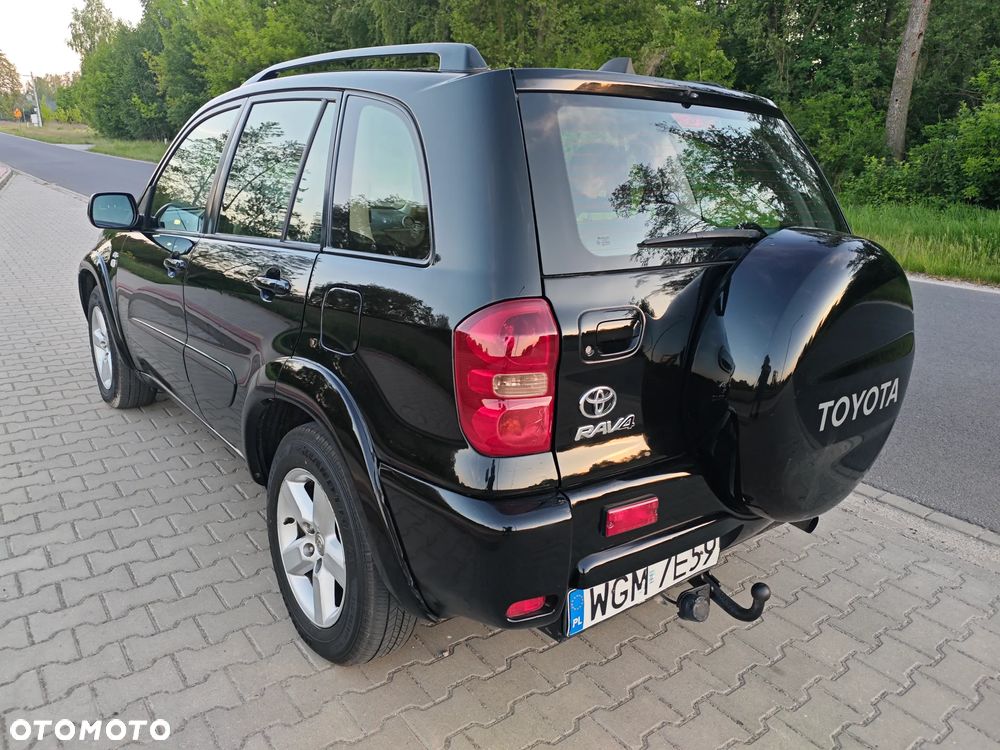 Toyota RAV4 D-4D 4x4 Sol - 5