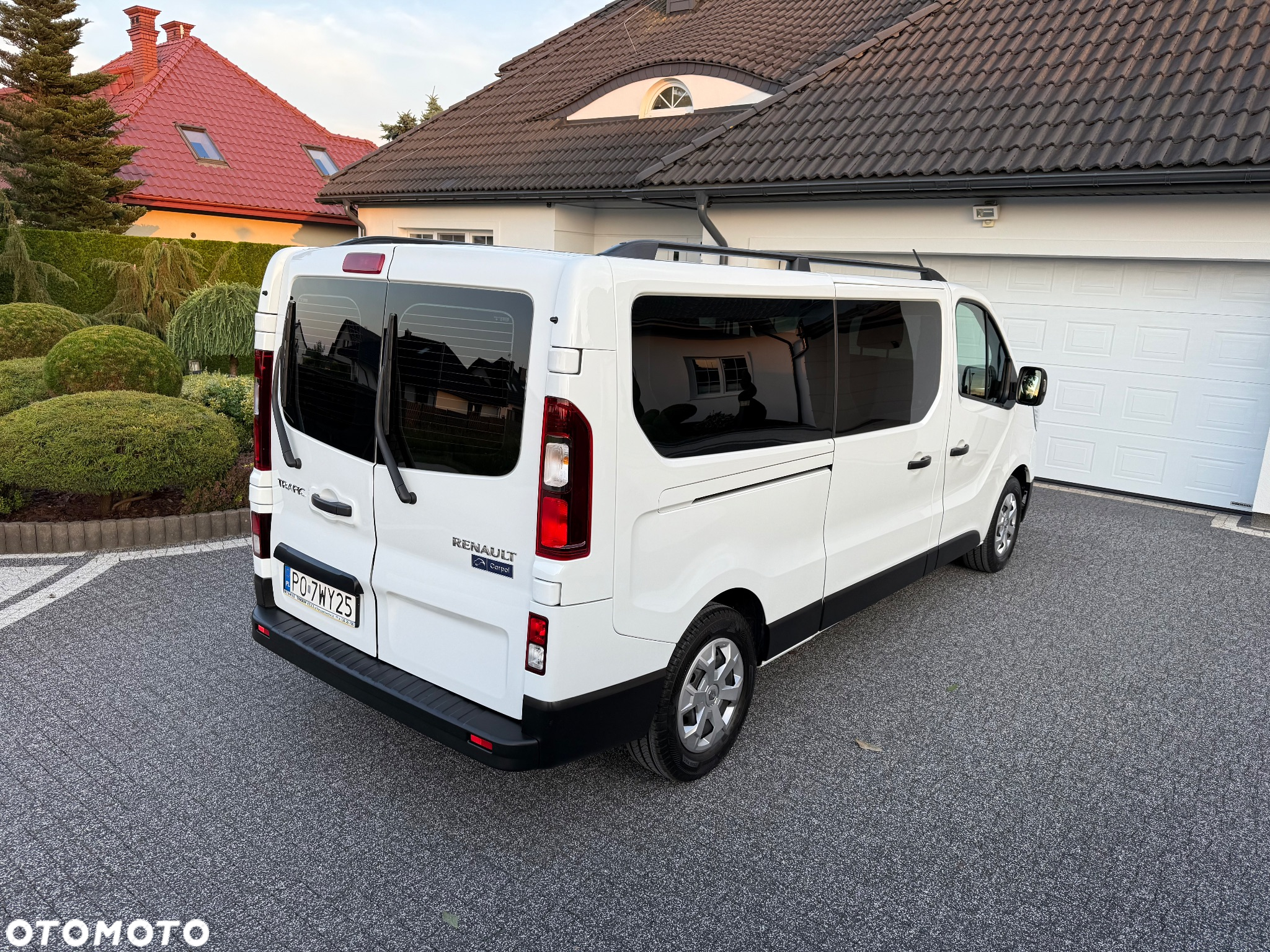 Renault Trafic 2.0 dCi L2H1 HD Extra (bryg.) - 11