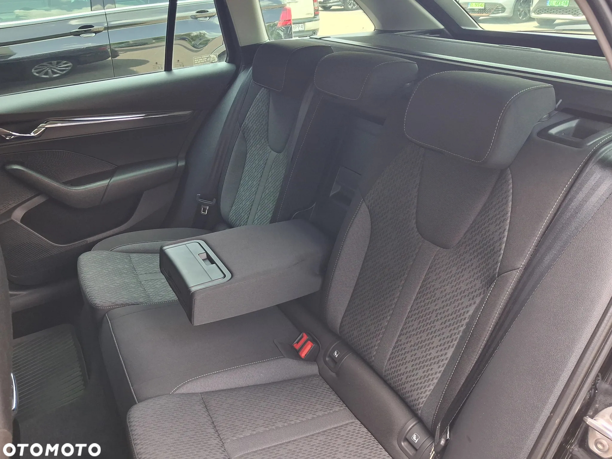 Skoda Octavia 2.0 TDI Style DSG - 16