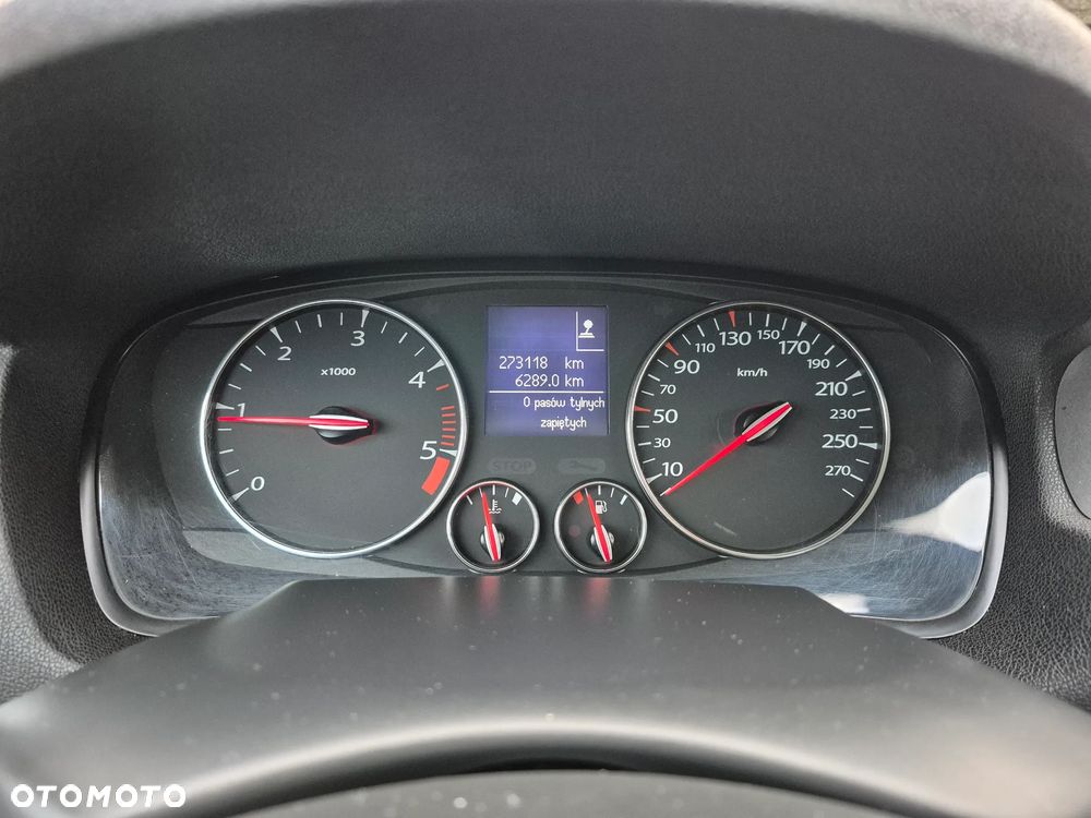 Renault Laguna dCi 110 FAP Bose Edition - 19