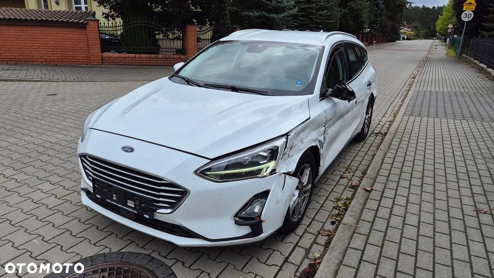 Ford Focus 1.5 EcoBlue Connected - 4