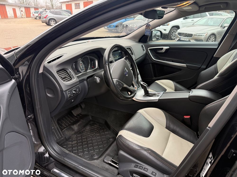 Volvo V60 T5 Geartronic Linje Business - 14