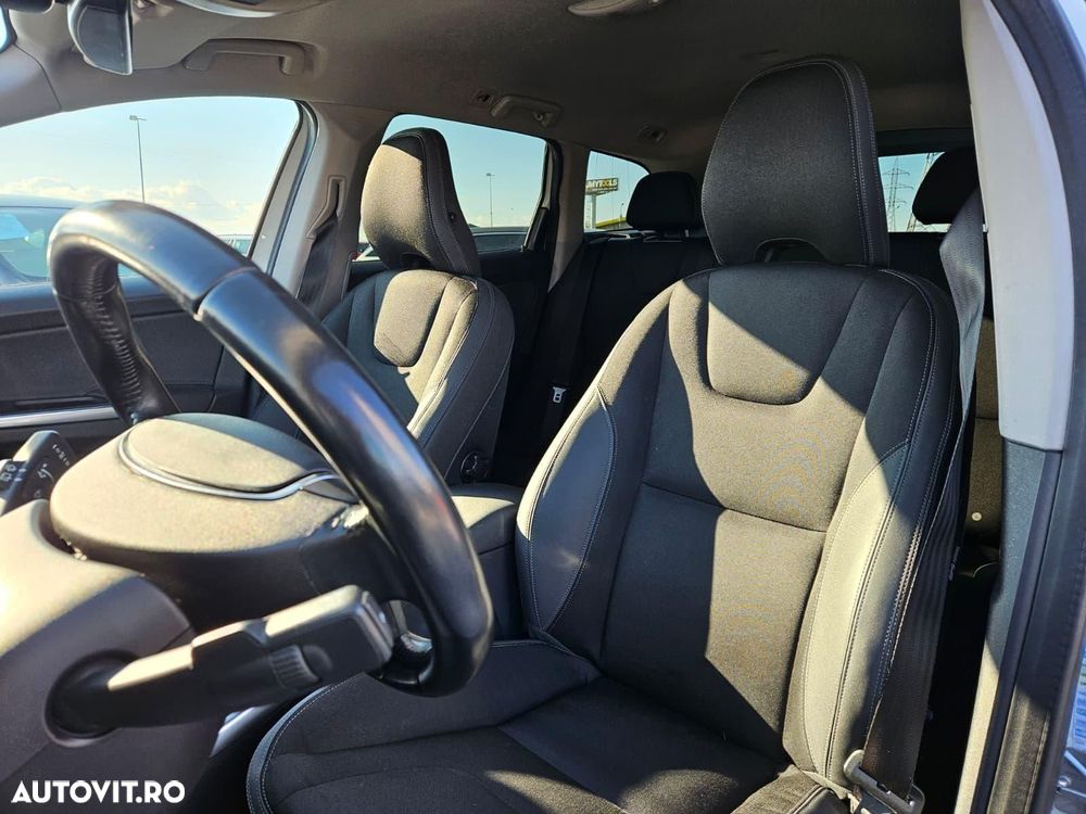 Volvo XC 60 D4 AWD Geartronic Momentum - 7