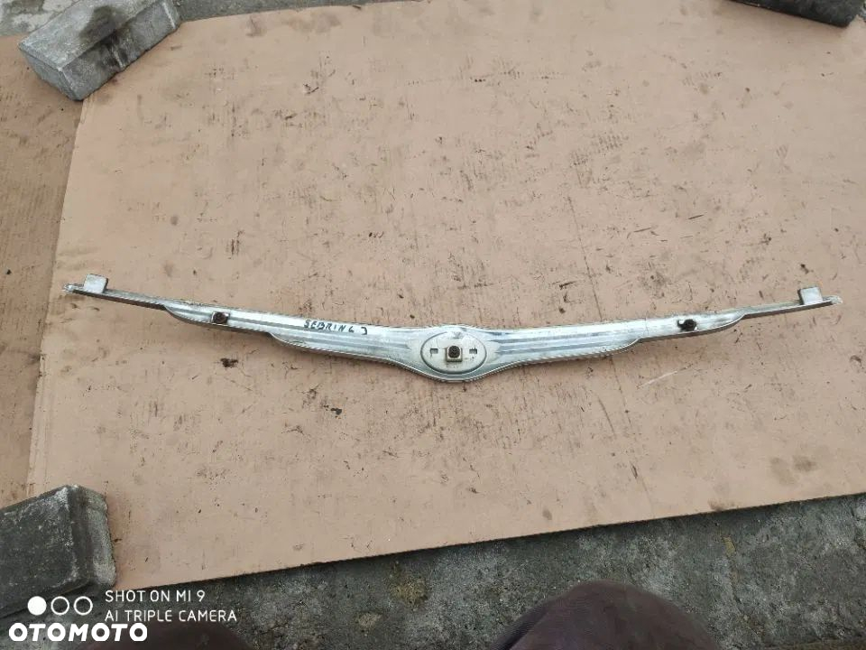 emblemat logo maski chrysler sebring iii - 4