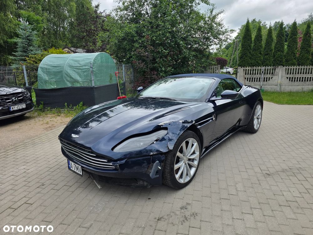 Aston Martin DB11 - 3