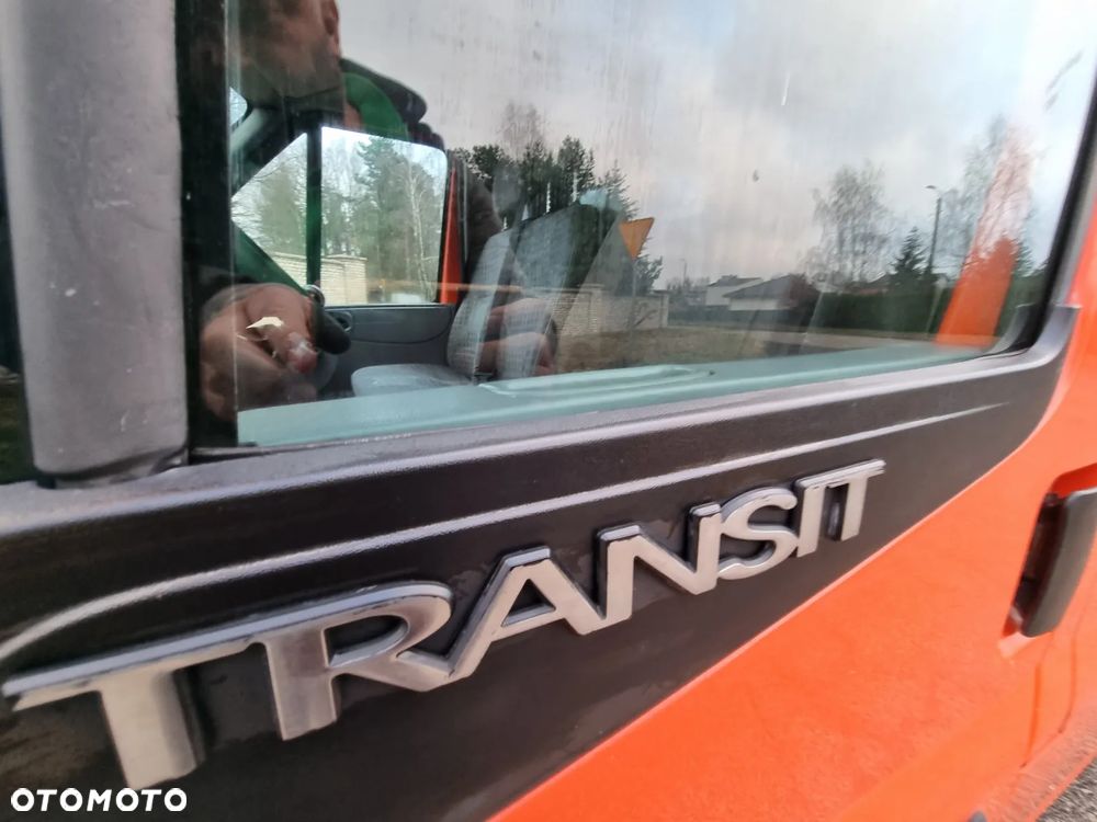 Ford Transit - 13