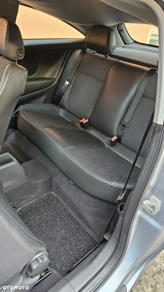 Opel Astra 1.9 CDTI Sport - 12