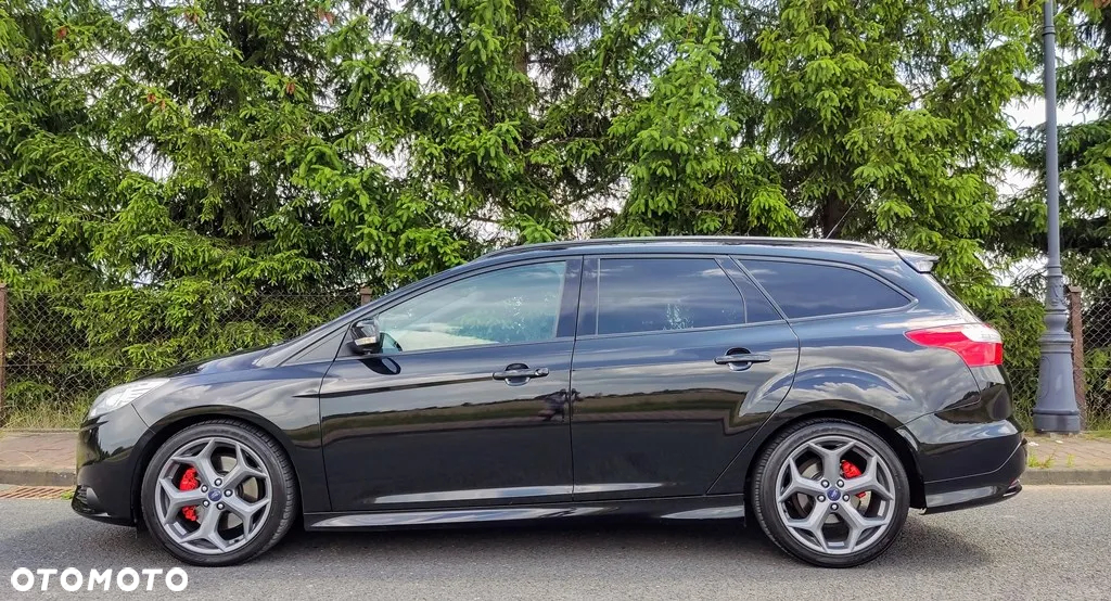 Ford Focus Turnier 2.0 EcoBoost ST - 6