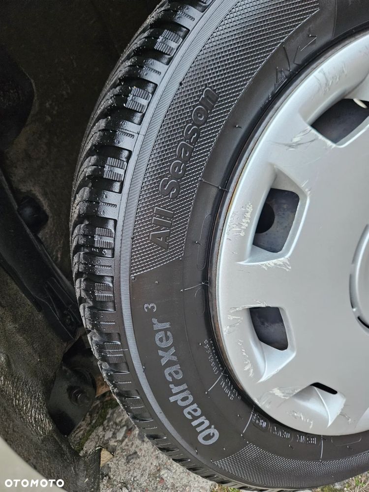 Dacia Sandero 1.6 Laureate - 17