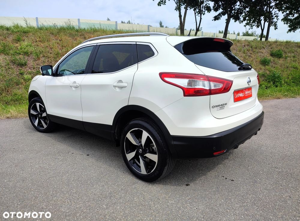 Nissan Qashqai 1.6 DIG-T Tekna - 11
