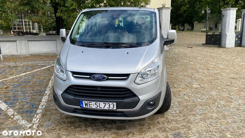 Ford Tourneo Custom - 4
