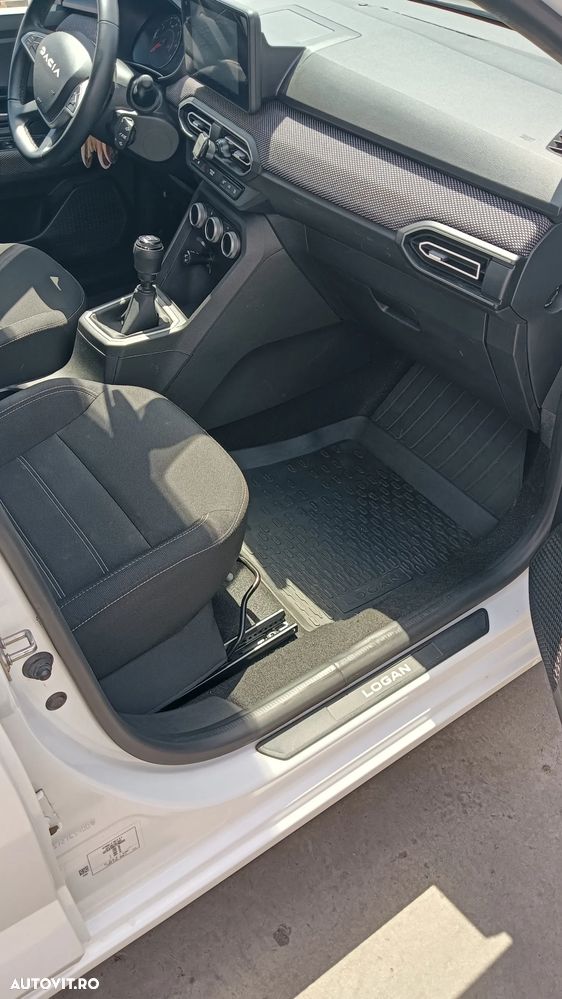 Dacia Logan ECO-G 100 MT6 Prestige+ - 11