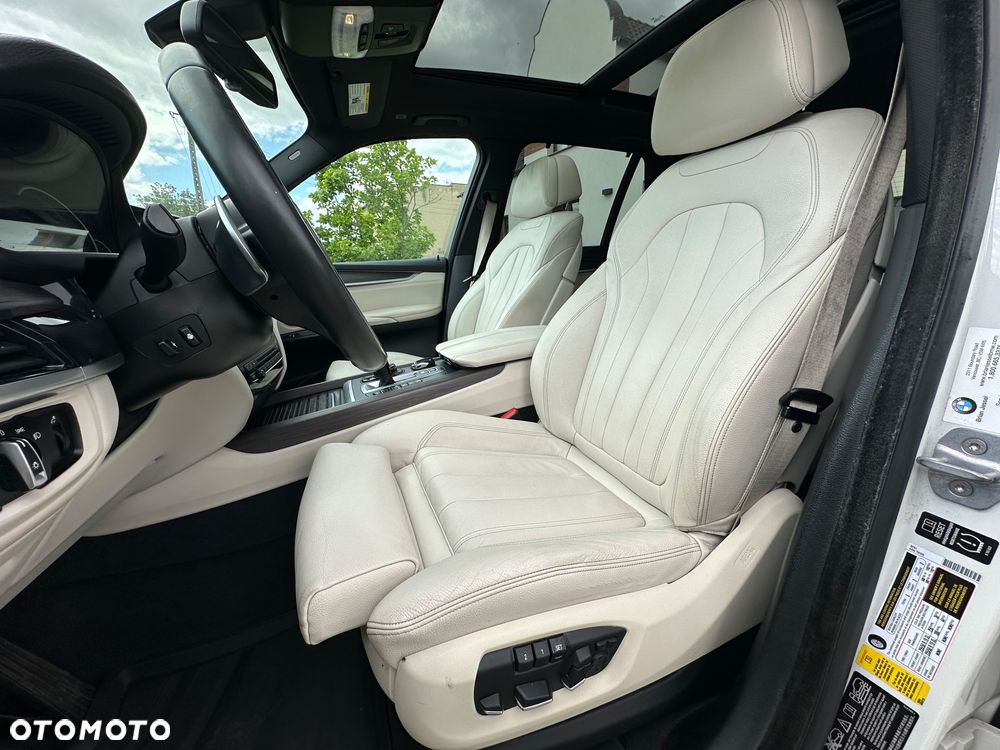 BMW X5 xDrive35i - 22