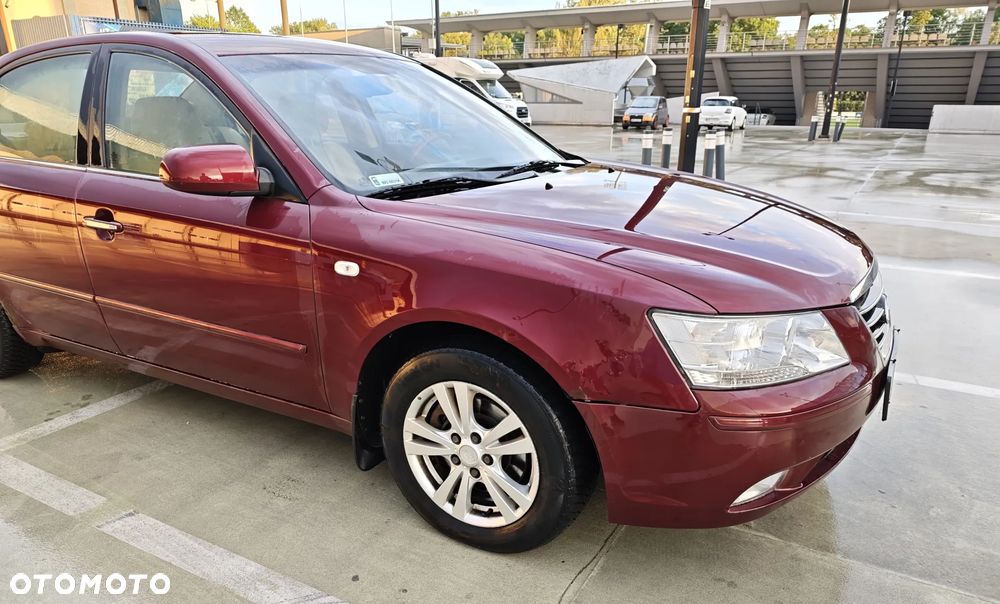 Hyundai Sonata - 3