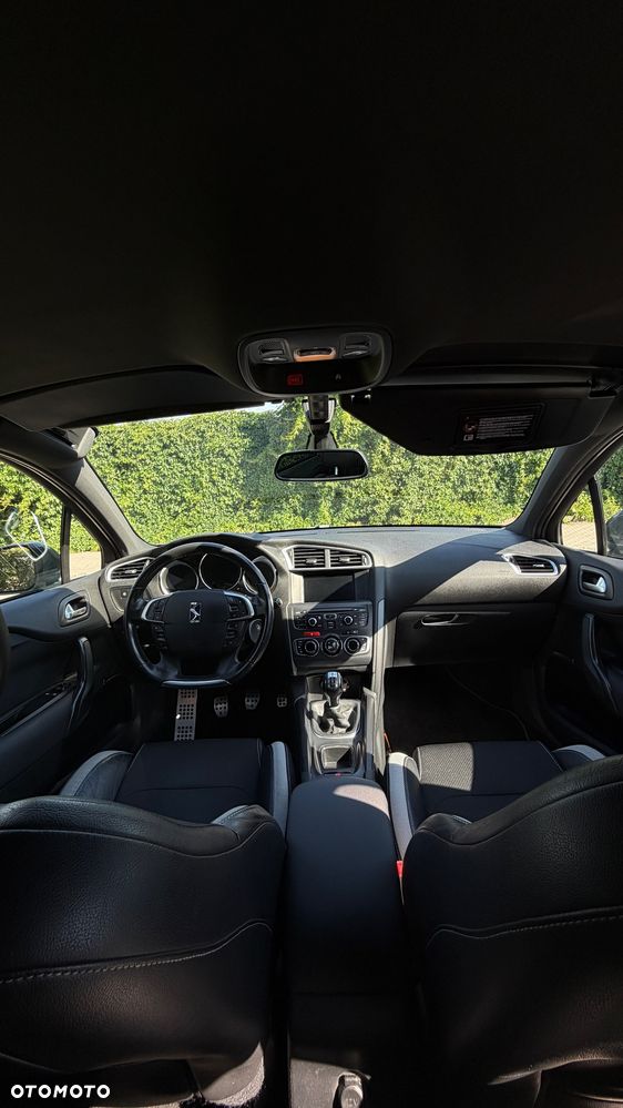 Citroën DS4 1.6 VTi SoChic - 10