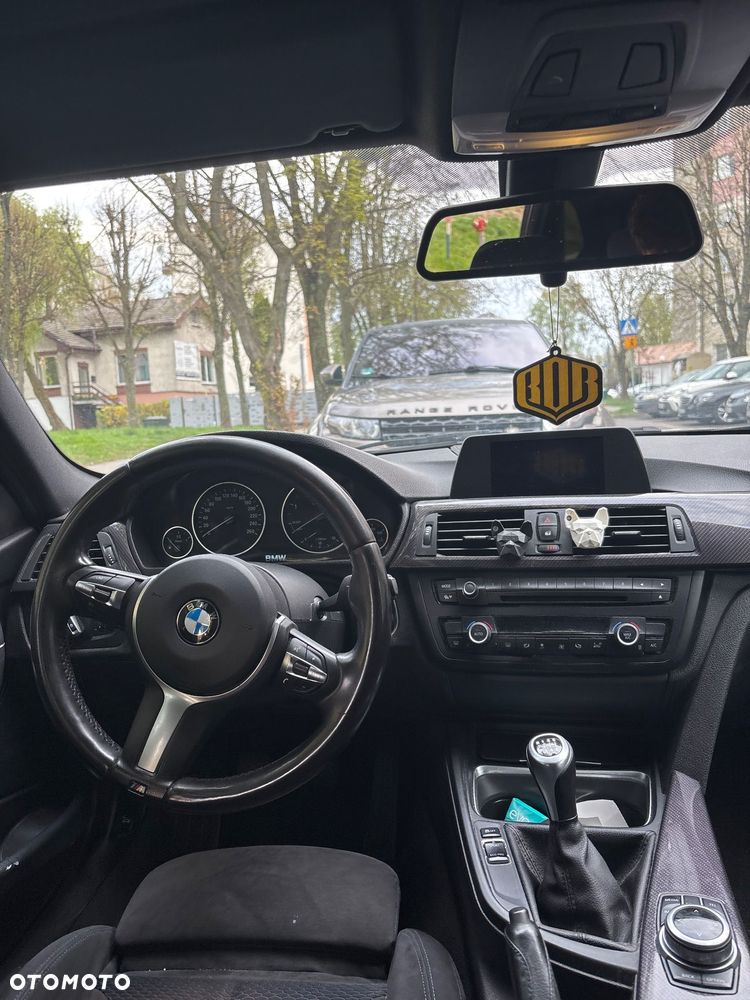 BMW Seria 3 320d - 10