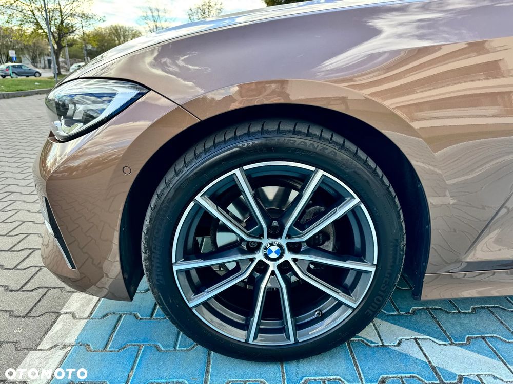 BMW Seria 3 320i Luxury Line sport - 20