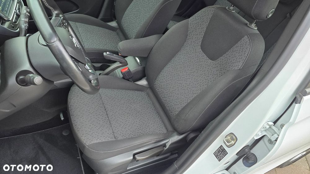 Opel Crossland X - 24