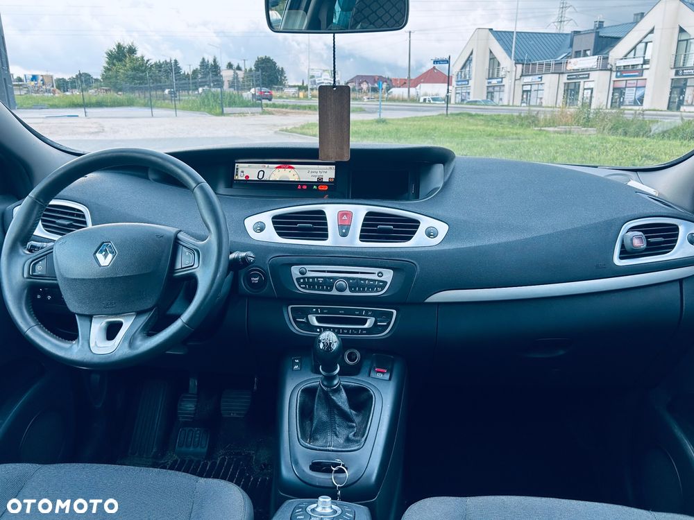 Renault Scenic 1.5 dCi Dynamique - 10