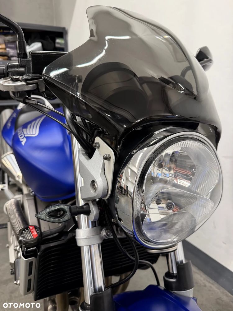 Honda Hornet - 34