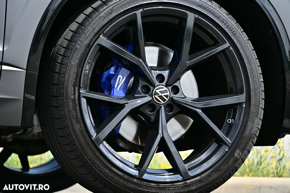Volkswagen Touareg - 8