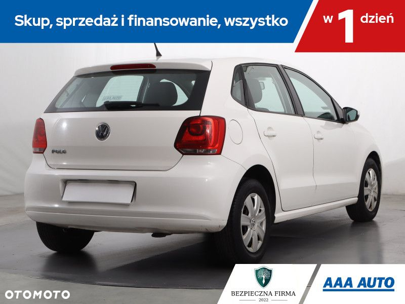 Volkswagen Polo - 6