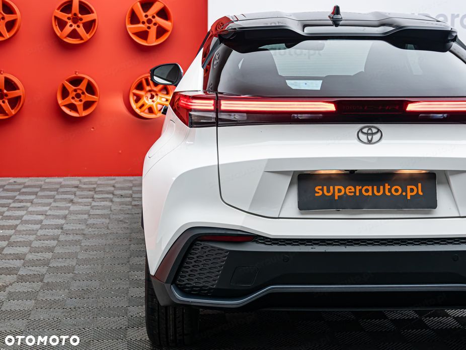 Toyota C-HR - 8