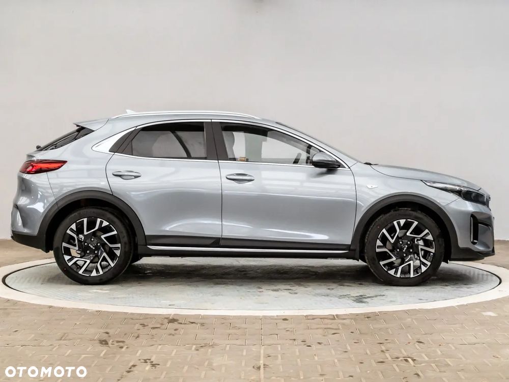 Kia XCeed 1.5 T-GDI M - 6