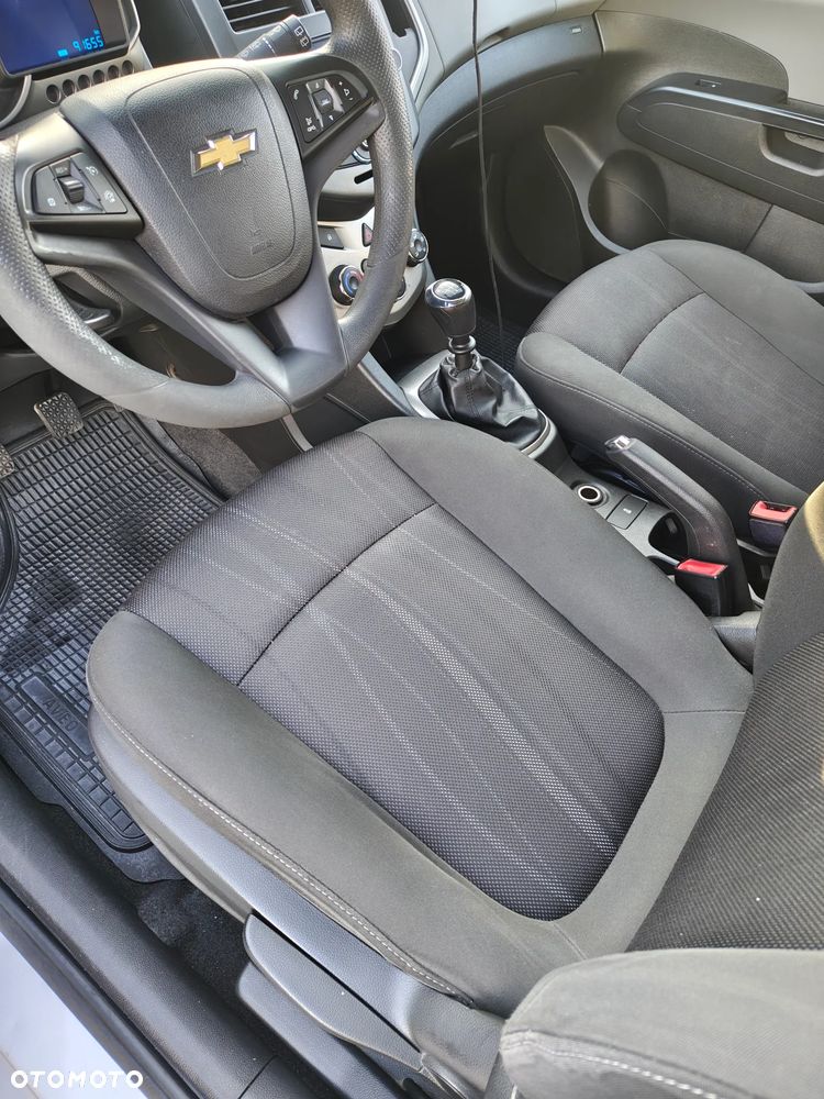 Chevrolet Aveo - 7