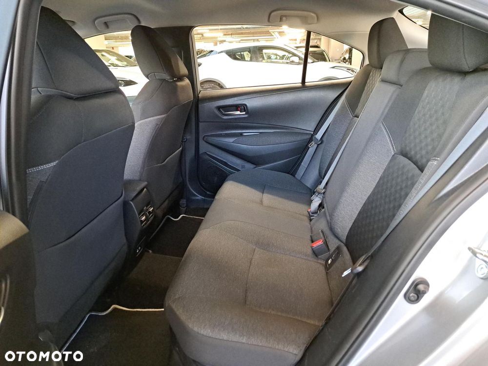 Toyota Corolla 1.8 Hybrid Comfort - 8