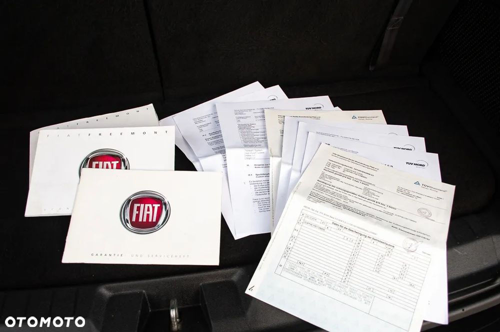 Fiat Freemont 2.0 Multijet 16V DPF Automatik Allrad Black Code - 26