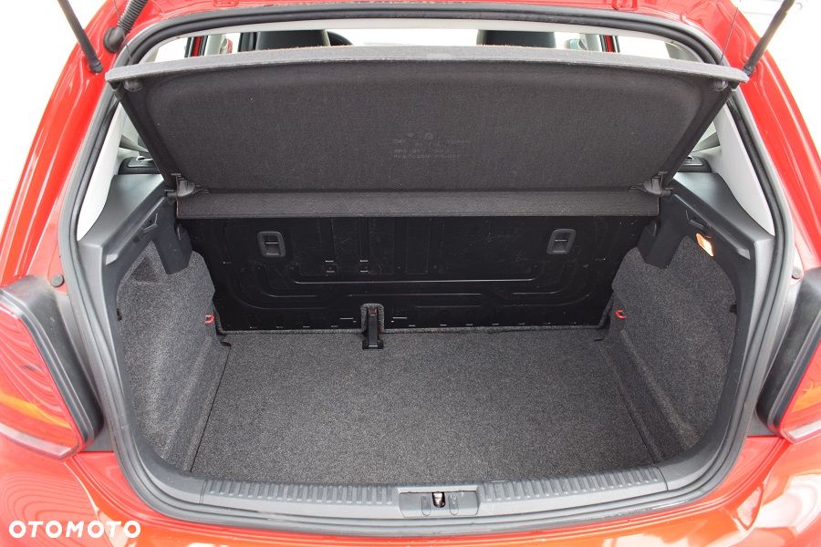 Volkswagen Polo - 10