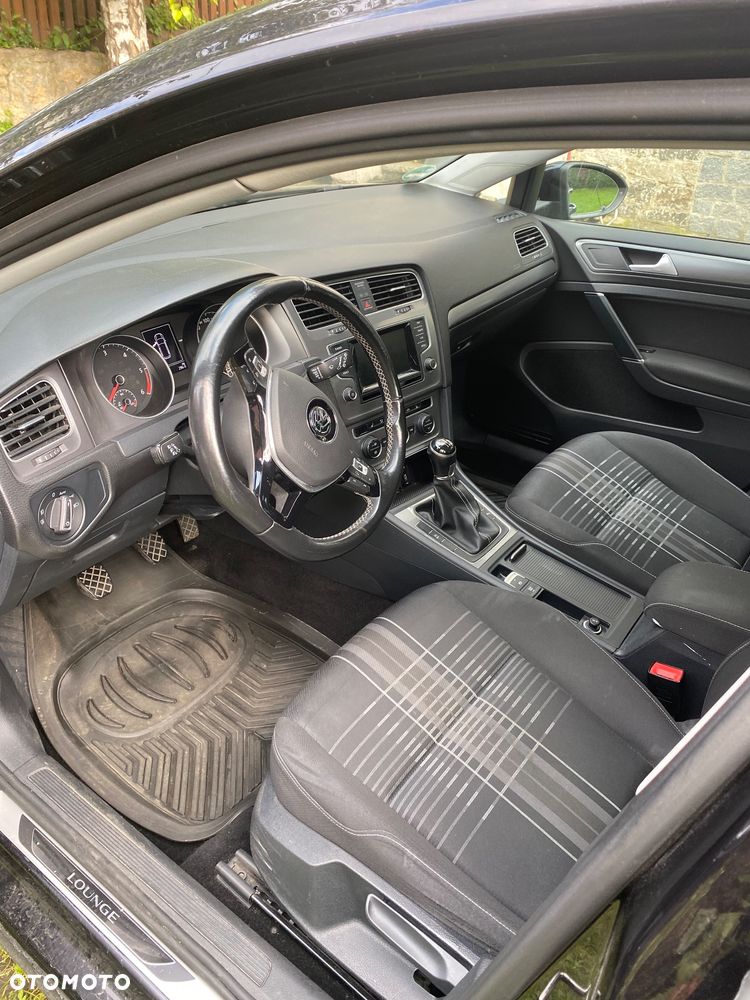 Volkswagen Golf 2.0 TDI BlueMotion Technology Lounge - 11