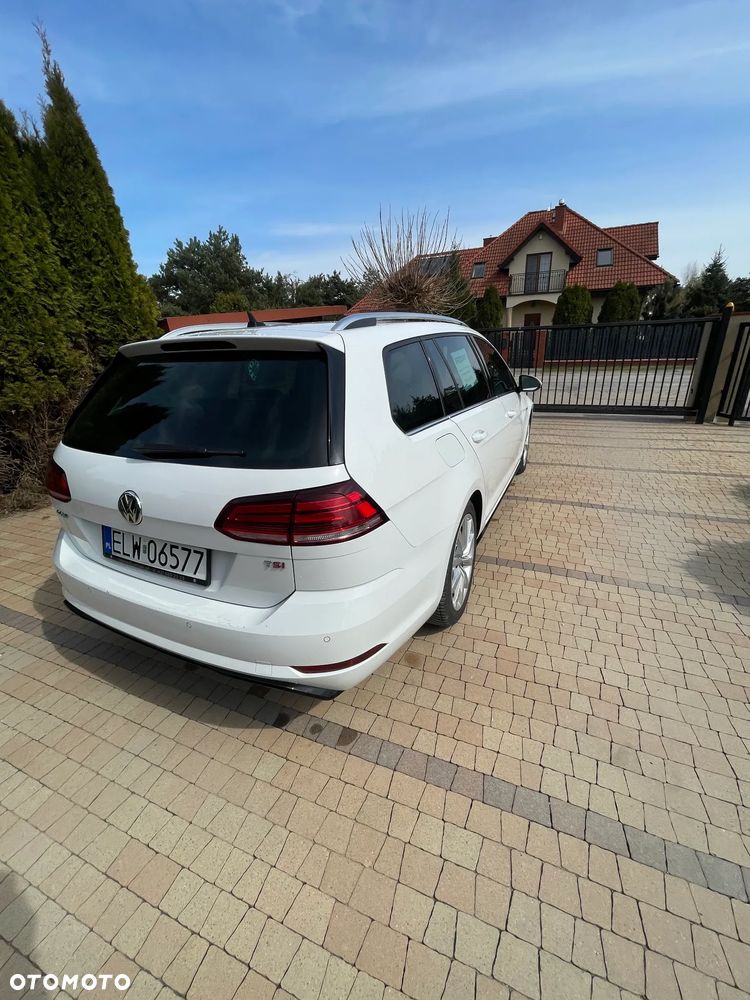 Volkswagen Golf 1.5 TSI BMT Evo Highline DSG - 4