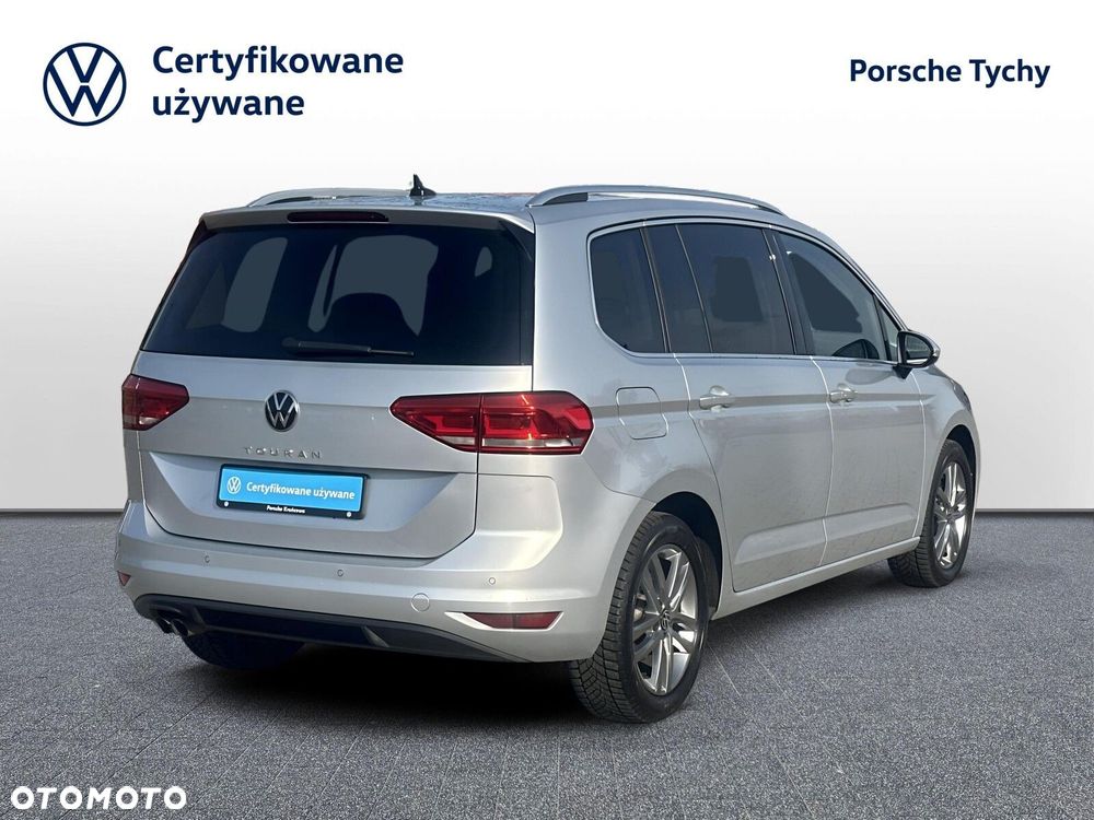 Volkswagen Touran - 3