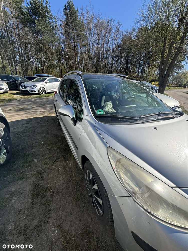 Peugeot 207 1.4 - 2