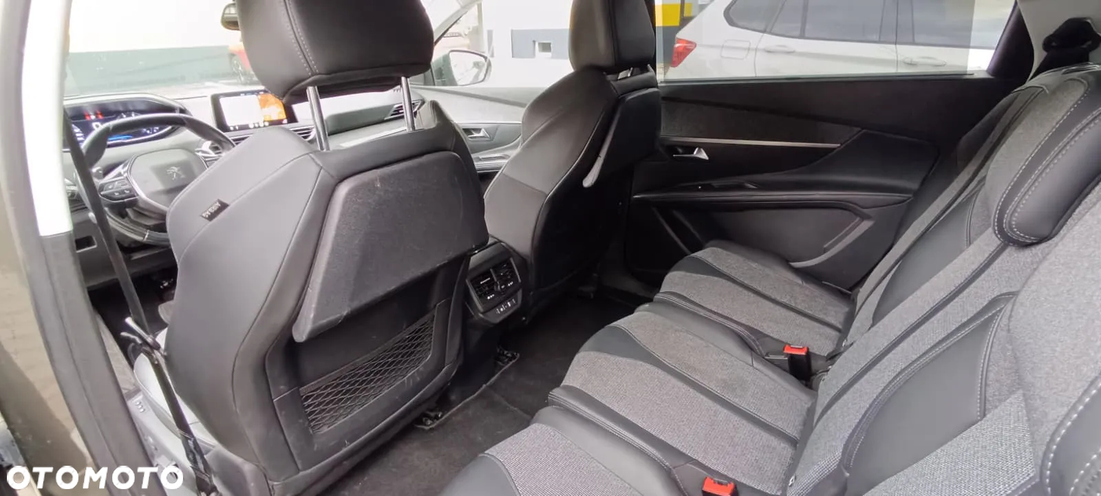 Peugeot 5008 BlueHDI 180 EAT8 Allure Pack - 18