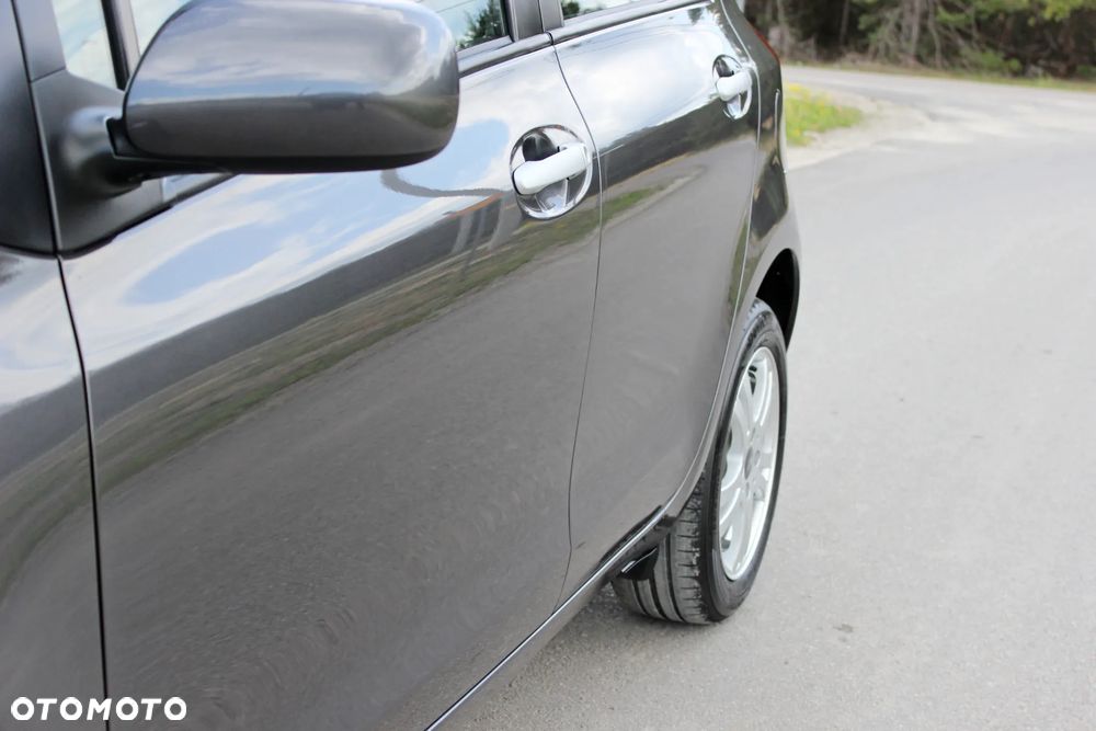 Toyota Yaris 1.33 VVT-i Executive - 15