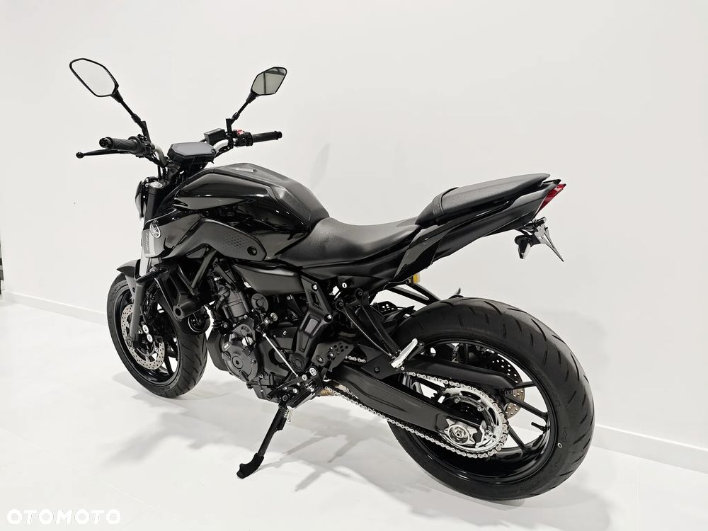 Yamaha MT - 5