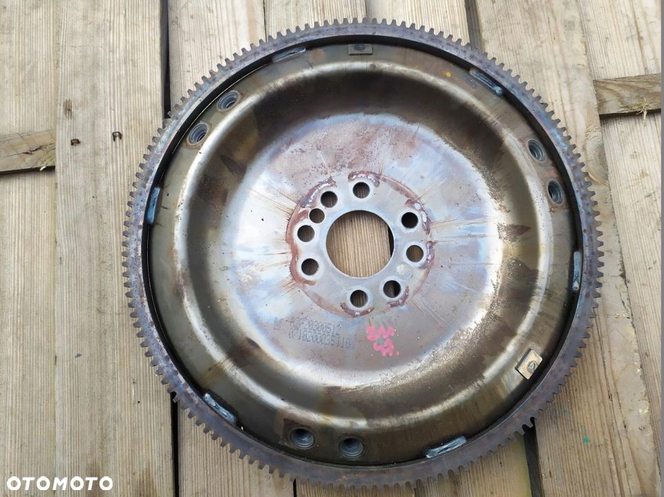 MERCEDES W209 W211 W219 W221 3.0 3.5 V6 OM272 KOŁO ZAMACHOWE A2720300512 - 1