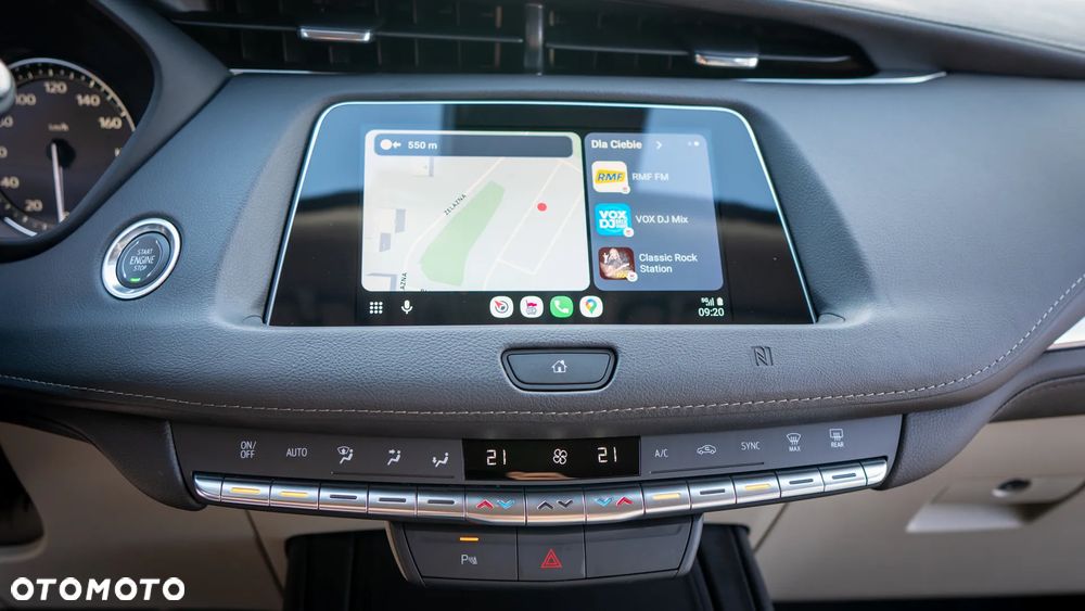 Cadillac XT4 350T AWD Luxury - 33